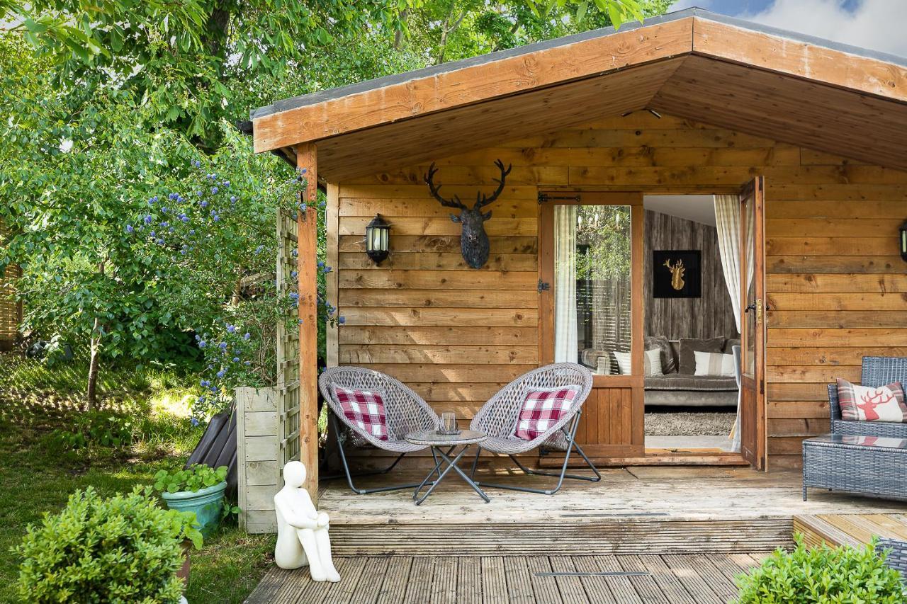 Вілла The Log Cabin With Private Hot Tub, Бат Екстер'єр фото